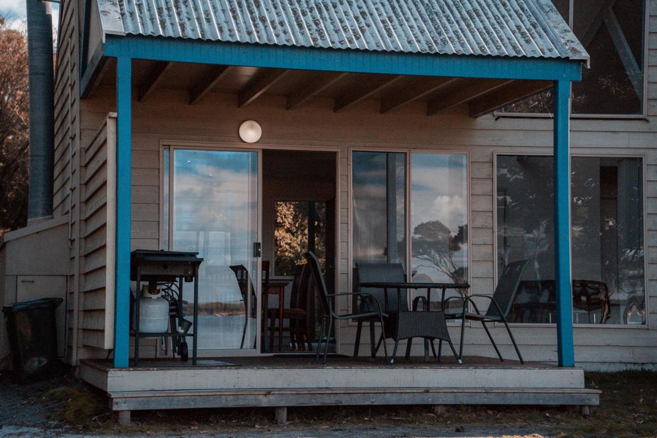 Villa Waterfront Retreat At Wattle Point Forge Creek Exterior foto