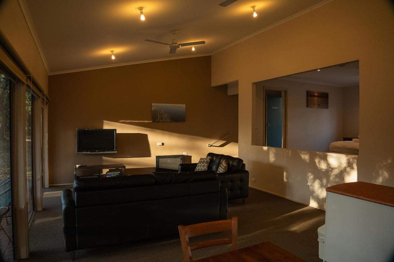 Villa Waterfront Retreat At Wattle Point Forge Creek Exterior foto